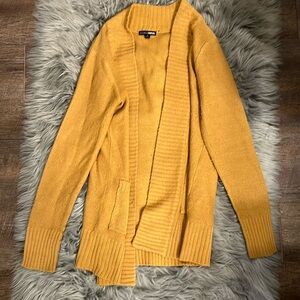 Fashion Nova Gold Cardigan (M)